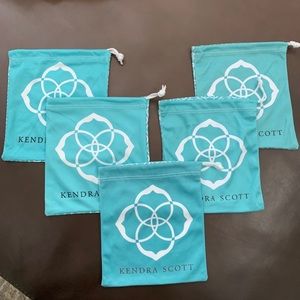 FIVE Kendra Scott pouches/dust bags